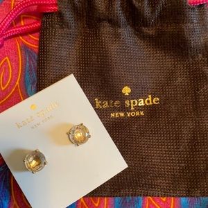 Kate Spade stud earrings with duster bag ♠️